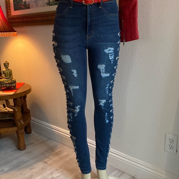 🔹🔹AP BLUE HIGH WAISTED DARK BLUE CUT-OUT JEANS - Picture 2 of 4